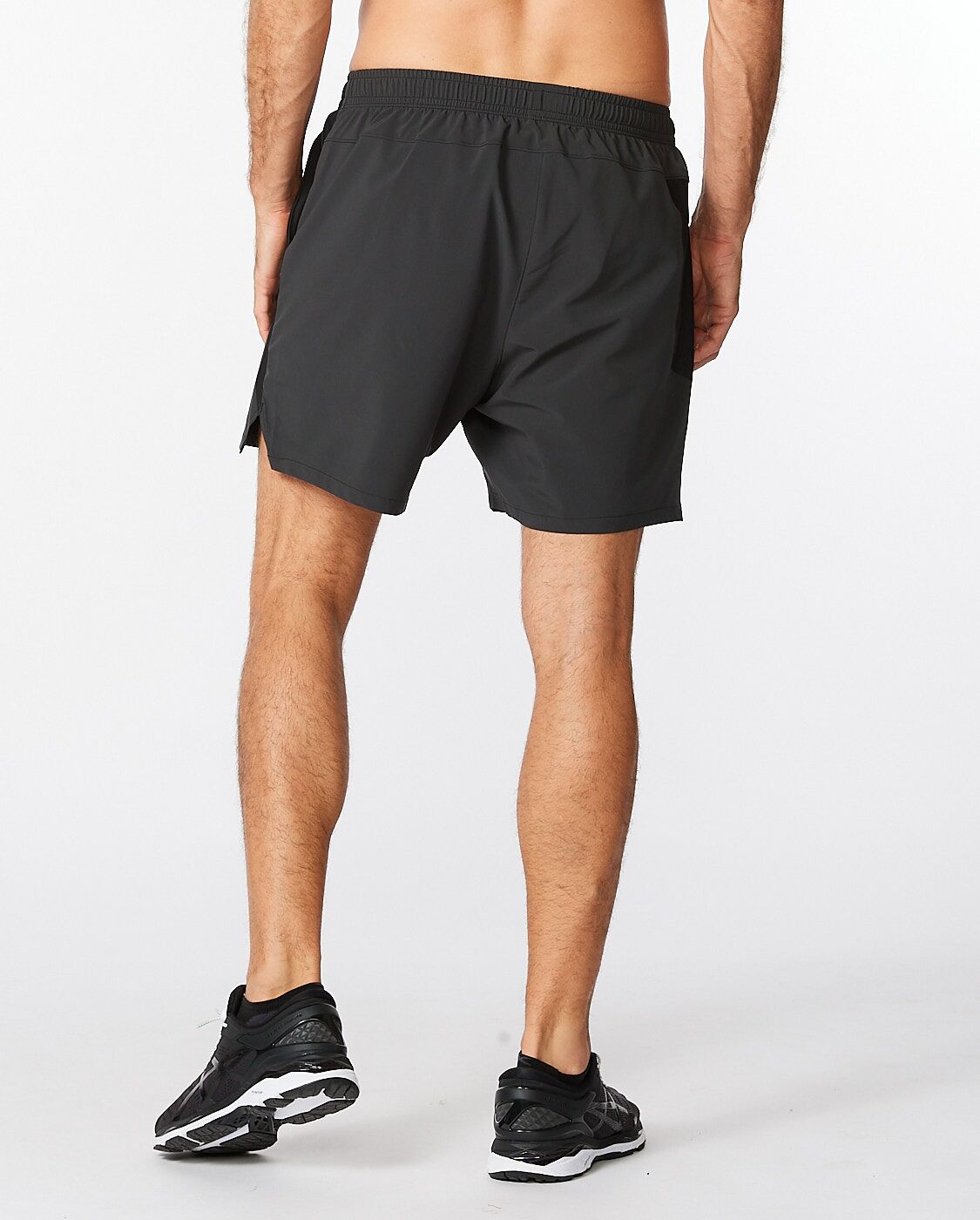 2XU Motion 6 Inch Shorts-Black/Black