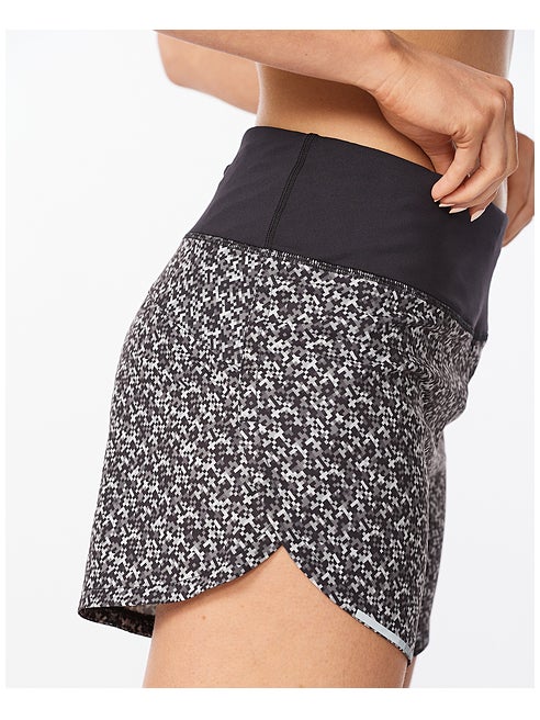 2XU Women's Aero 4 Inch Shorts Micro / White Reflective WR6534B 