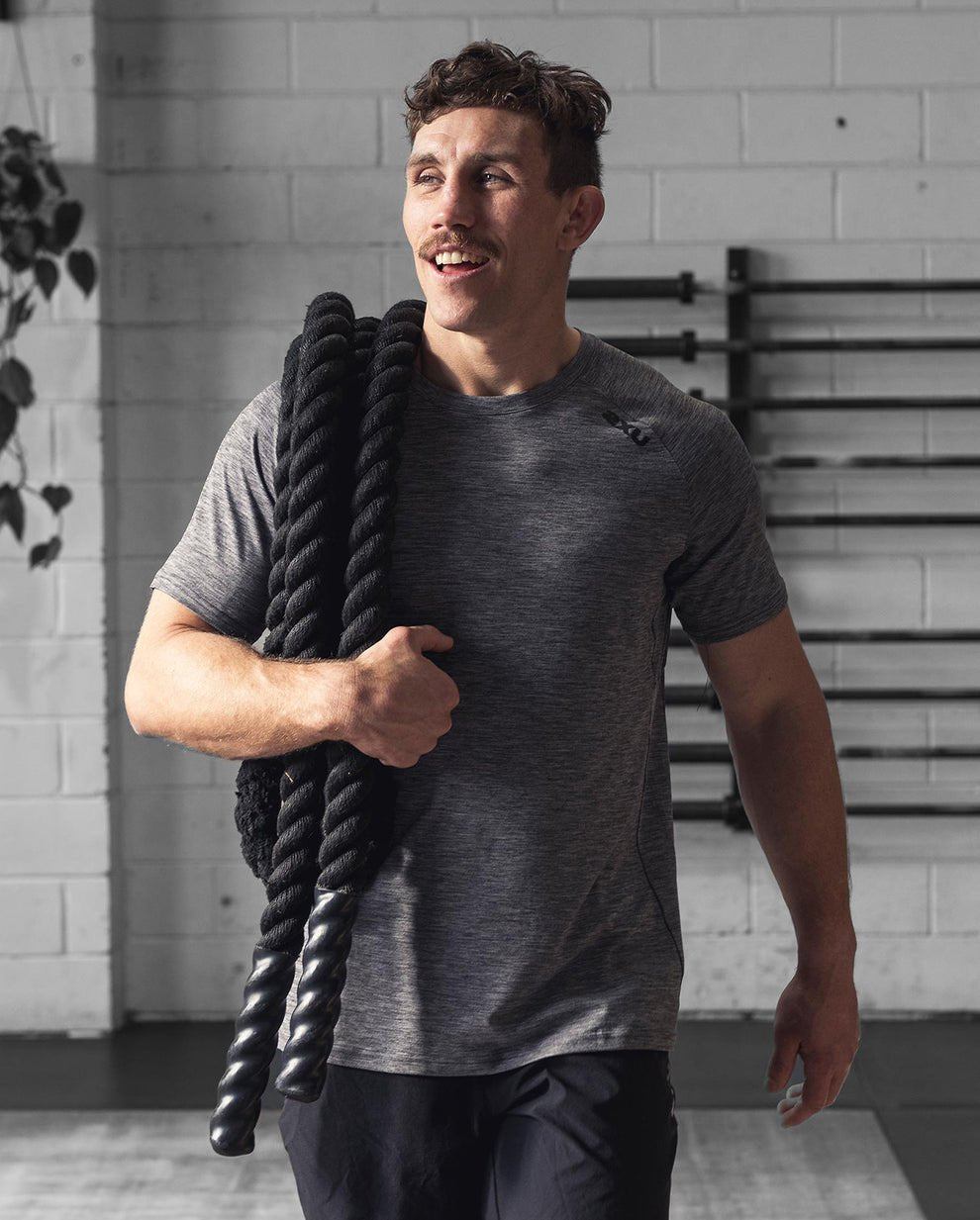 2XU Motion Tee-Harbor Mist/Black MR7158A
