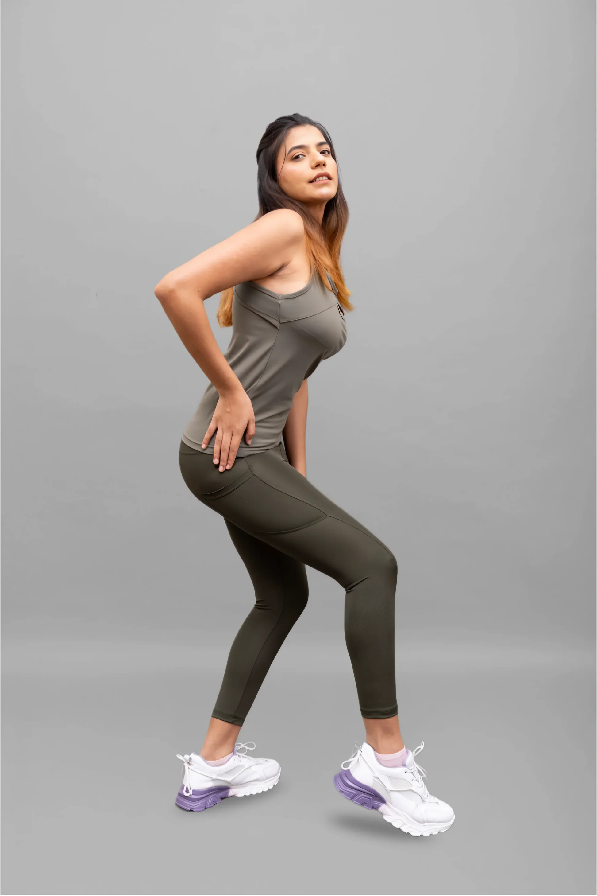 RiACTIVE Tailored U-Neck Tank (Sage)