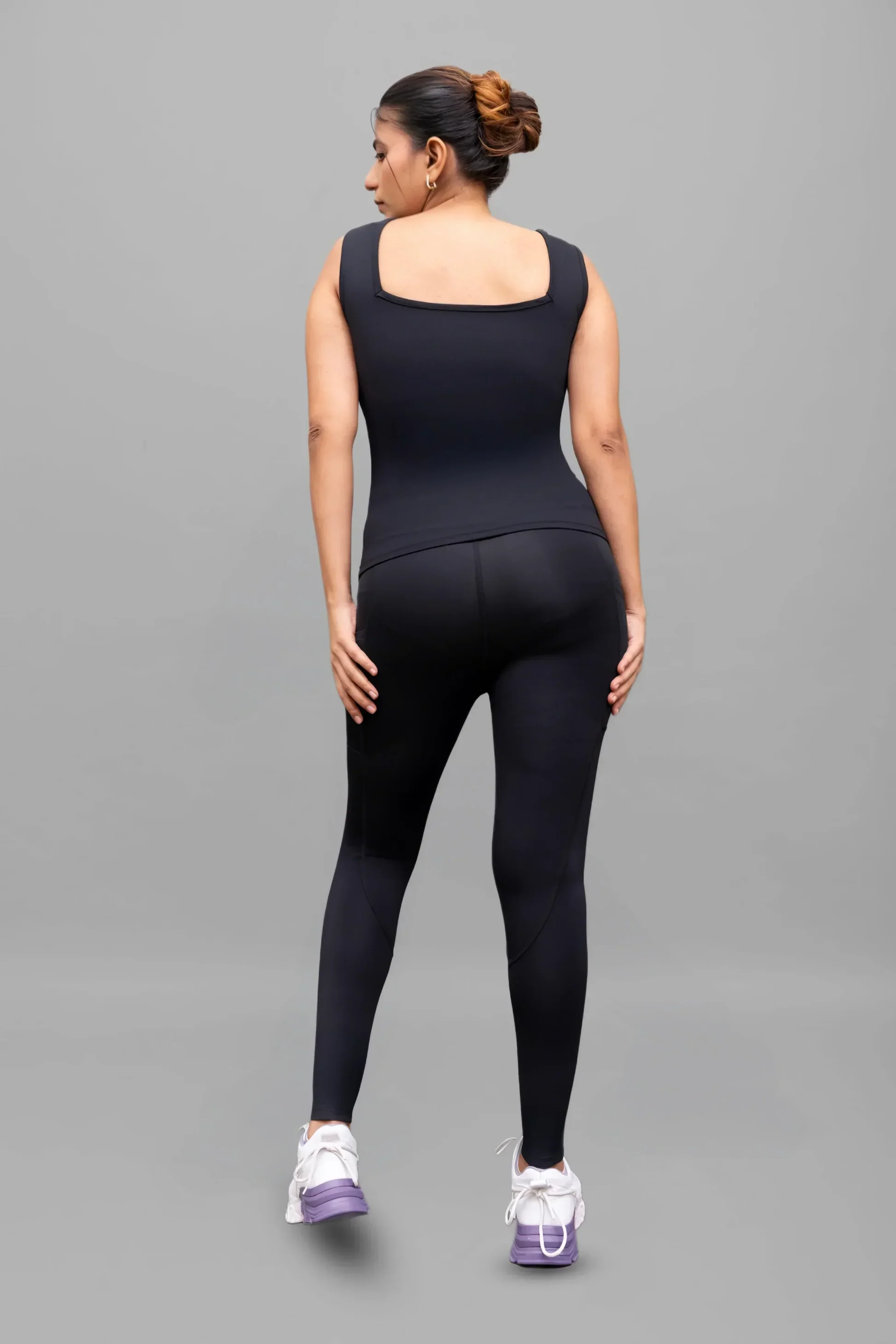 RiACTIVE Elle Noir Triangular Neck Tank